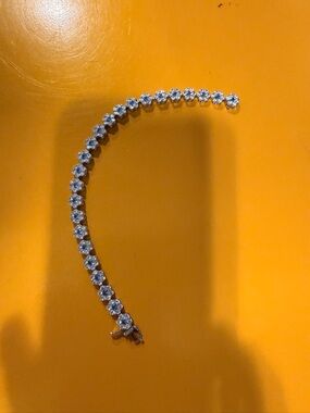 Hatton Labs Tennis Bracelet 8.5”